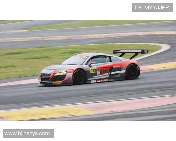 赛后分析:西安排球队与深圳排球队的耐力对决全景回顾 赛后分析:西安排球队与深圳排球队的耐力对决全景回顾