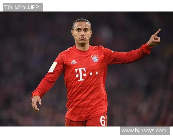 足球巨星的辉煌成就与荣誉全解析,带你领略他们的传奇旅程 足球巨星的辉煌成就与荣誉全解析,带你领略他们的传奇旅程