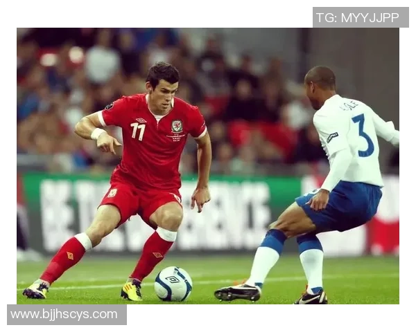 足球明星欧奇儿的传奇之路与球场背后的故事揭秘 足球明星欧奇儿的传奇之路与球场背后的故事揭秘